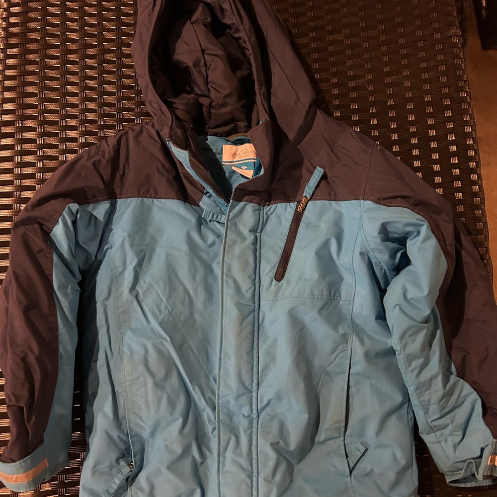 Boys xs Columbia Blue and Black Hooded jacket